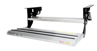 Výklopný schůdek Lippert manuální, 50 cm